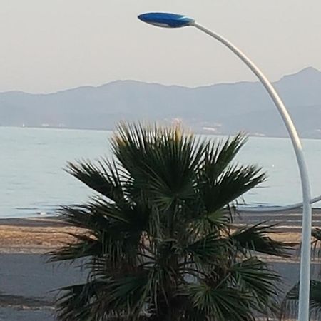 Chambres D'Hotes Un Ete Sans Fin A 50 M De La Plage A Canet Plage Exteriör bild